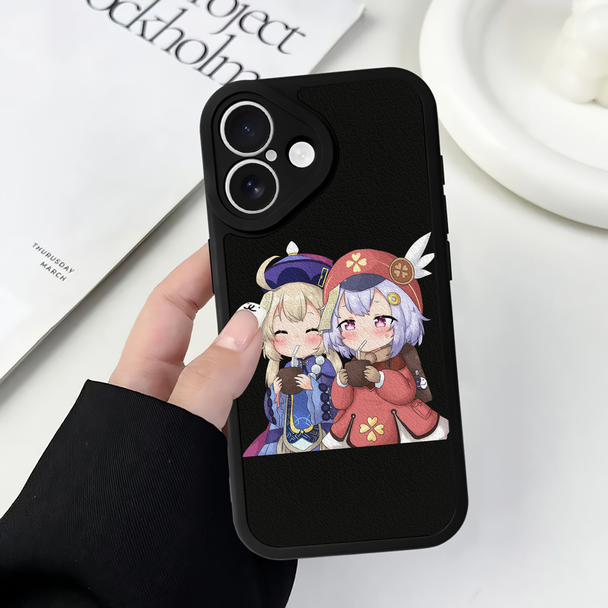 げんし神 七七 なな  genshin Nana 【iPhone 16シリーズ対応】シリコンスマホケース（レザー調） 材質：シリコン